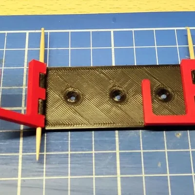 Giá đỡ điện thoại gắn tường tiện lợi