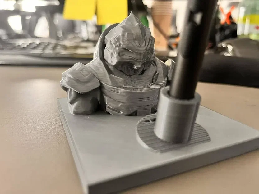 Giá đỡ bút Lenovo Active Pen 2 hình đầu Krogan - Image 1