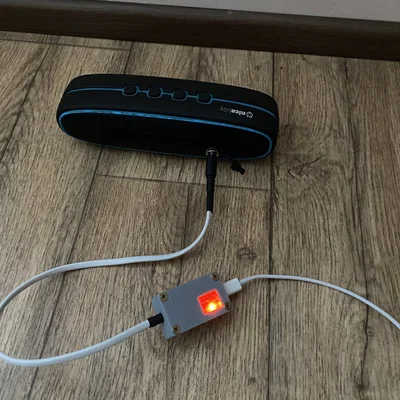 Sạc pin Li-ion 3,7v cho pin 18650 với thiết kế in 3D