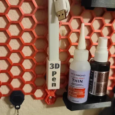 Giá đỡ tường lưu trữ dạng tổ ong cho bút 3D MYNT3D