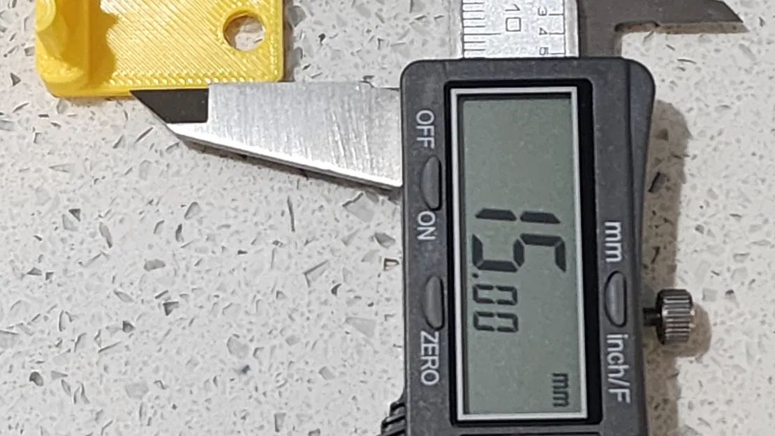 Khóa đựng Gojo với góc 90 độ cho dispenser - Image 4