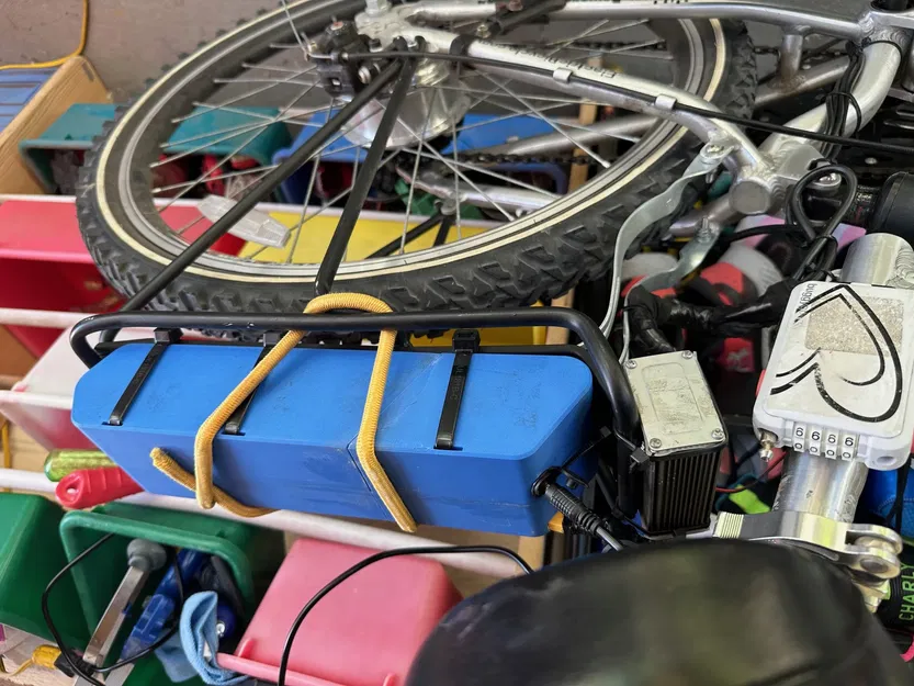 Bộ pin Li-Ion 18650 10S4P (36V) cho xe đạp điện với khe cắm dây ... - Image 3