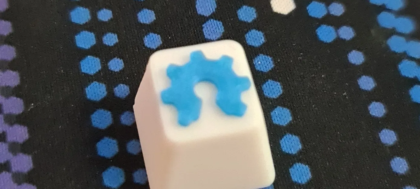 Nút bấm bàn phím Open Source Hardware in màu trắng và xanh - Image 1