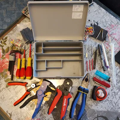 Hộp đựng dụng cụ nhỏ cho thợ điện