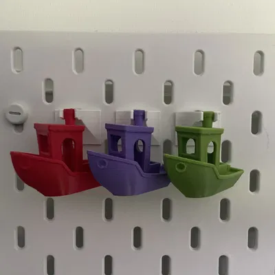 Giá đỡ benchy lắp vào bảng treo SKADIS của IKEA