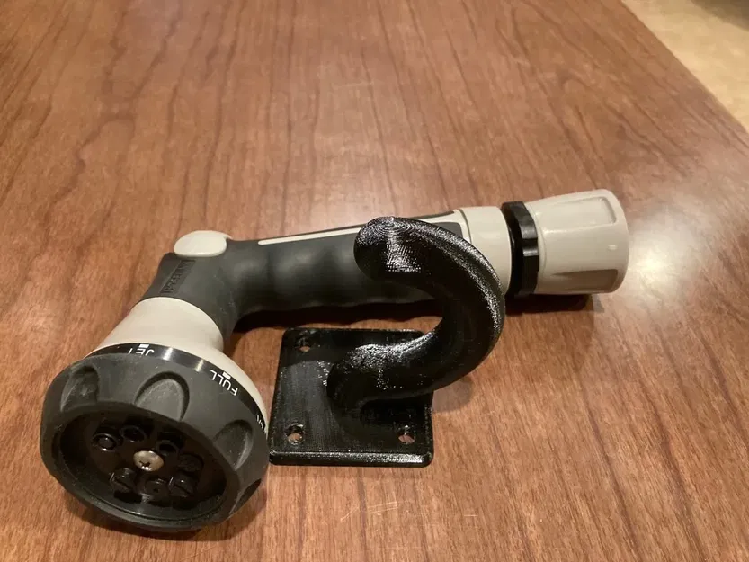 Móc treo vòi nước tưới cây gắn vào cột 4x4 - Image 5