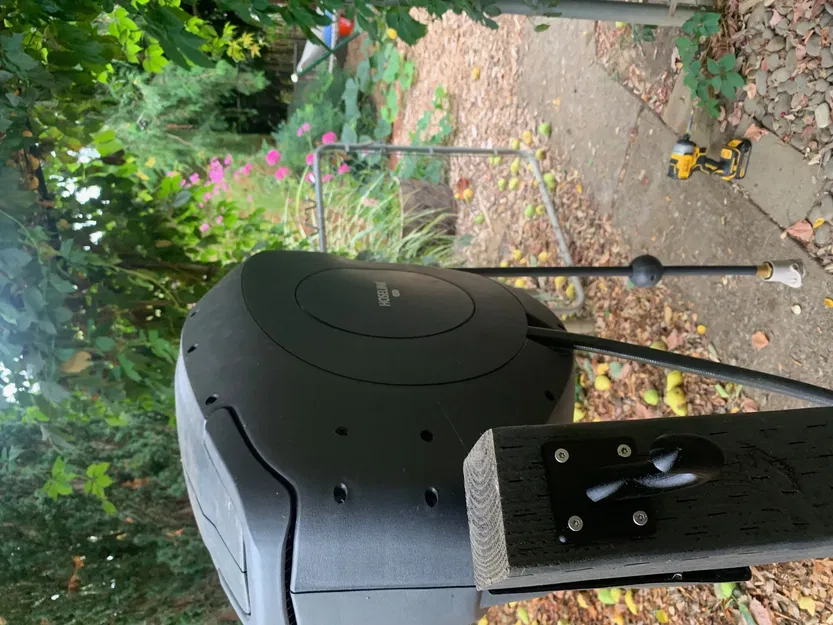 Móc treo vòi nước tưới cây gắn vào cột 4x4 - Image 8