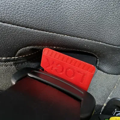 Khóa an toàn ghế ngồi cho trẻ em trong ô tô