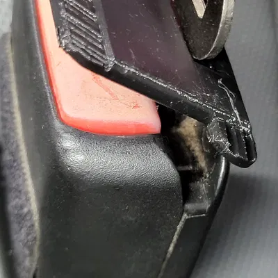 Khóa trẻ em dây an toàn với vòng kín