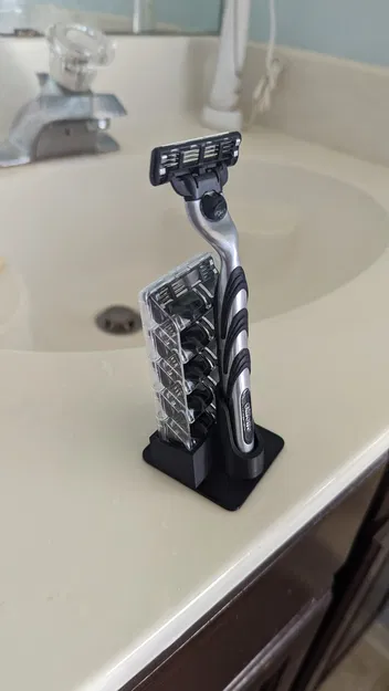 Giá đỡ dao cạo và lưỡi cạo Gillette Mach3 - Image 1