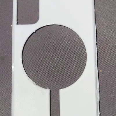 Vỏ bảo vệ Samsung S21 FE với lỗ cho sạc không dây từ tính