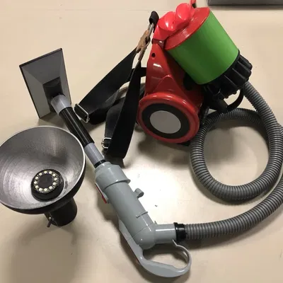 Poltergust G-00 / FL-U cho trang phục Luigi trong lễ hội