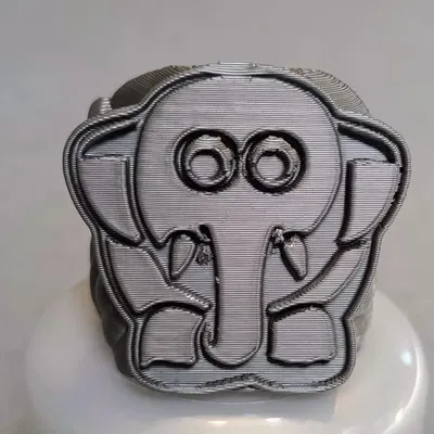 Khăn quàng cổ Hathi, voi lớn trong Sách Rừng của Rudyard Kipling