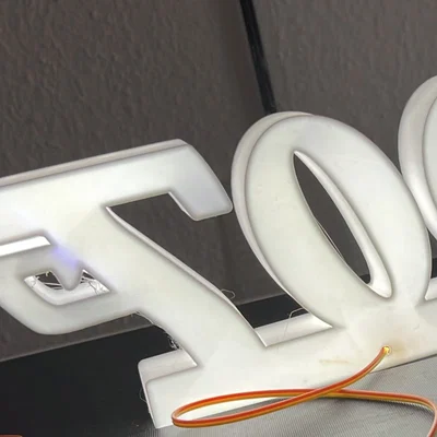 Đèn ngủ LED 007 với thiết kế độc đáo