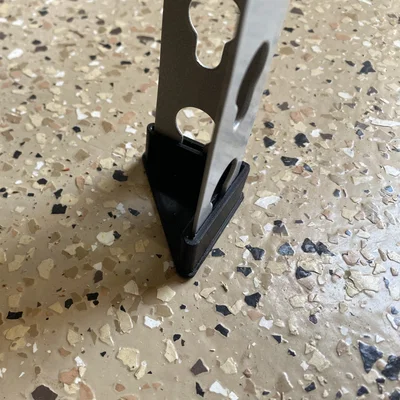 Bệ chân giá đỡ Husky cho kệ rivet không ốc vít