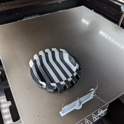 Bát gỗ xoay nhiều lớp sáng tối với MMU