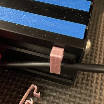 Kẹp cáp 2020 dành cho máy in 3D