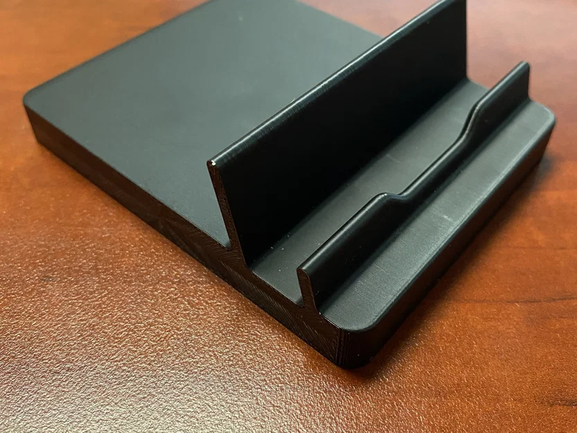 Giá đỡ điện thoại với thiết kế tiện lợi và chắc chắn - Image 1