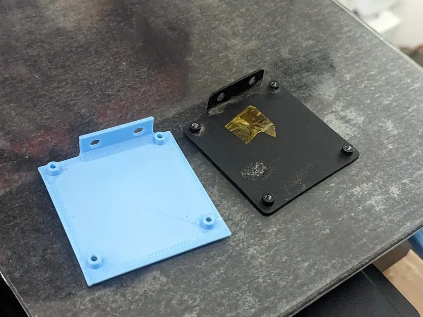 Giá đỡ quạt làm mát cho Ender 2 Pro - Image 1