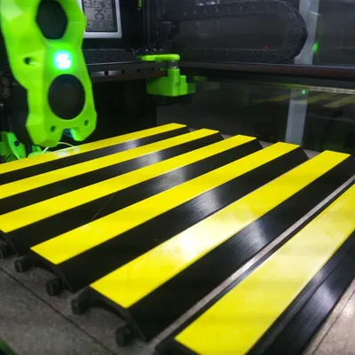 Bộ che dây cáp bảo vệ sàn dài 250mm