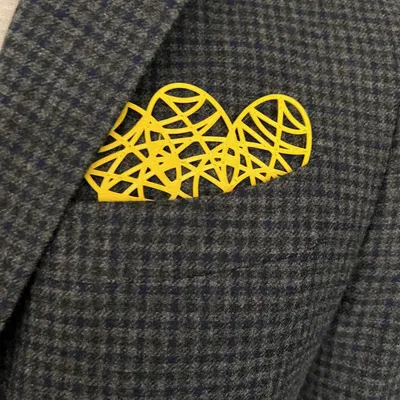 Khăn tay lễ Phục Sinh cho bộ vest