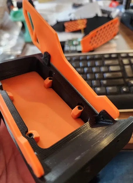 Vỏ máy tính chơi game phong cách Raspberry Pi 4 - Image 15