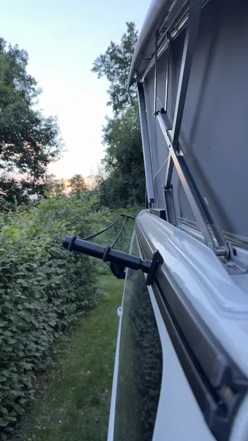 Dây phơi cho VW T6.1 California với ba dây - Image 2