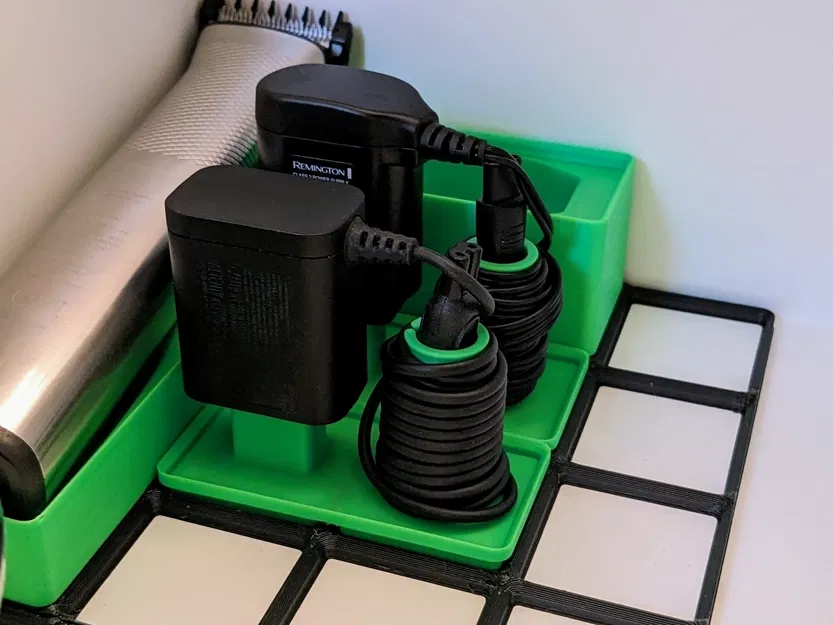 Giá đỡ phích cắm và dây điện cho máy cạo râu Gridfinity - Image 1