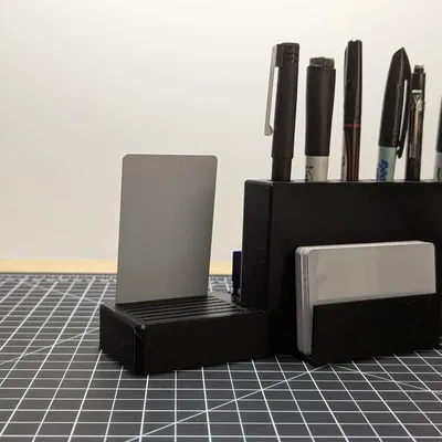 Giá đỡ bàn làm việc thân thiện với ADHD