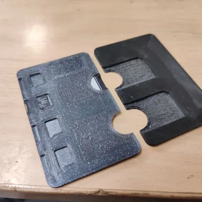 Giá đỡ thẻ SD và microSD kích thước thẻ tín dụng