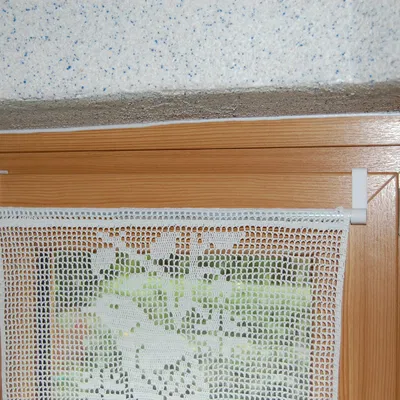 Giá treo rèm cửa sổ Haken với các kích thước lỗ 8mm và 10mm