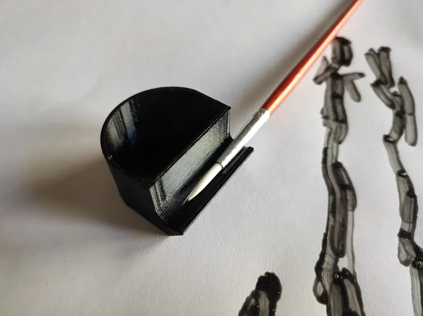 Bình mực kín với giá đỡ cọ vẽ - Image 1