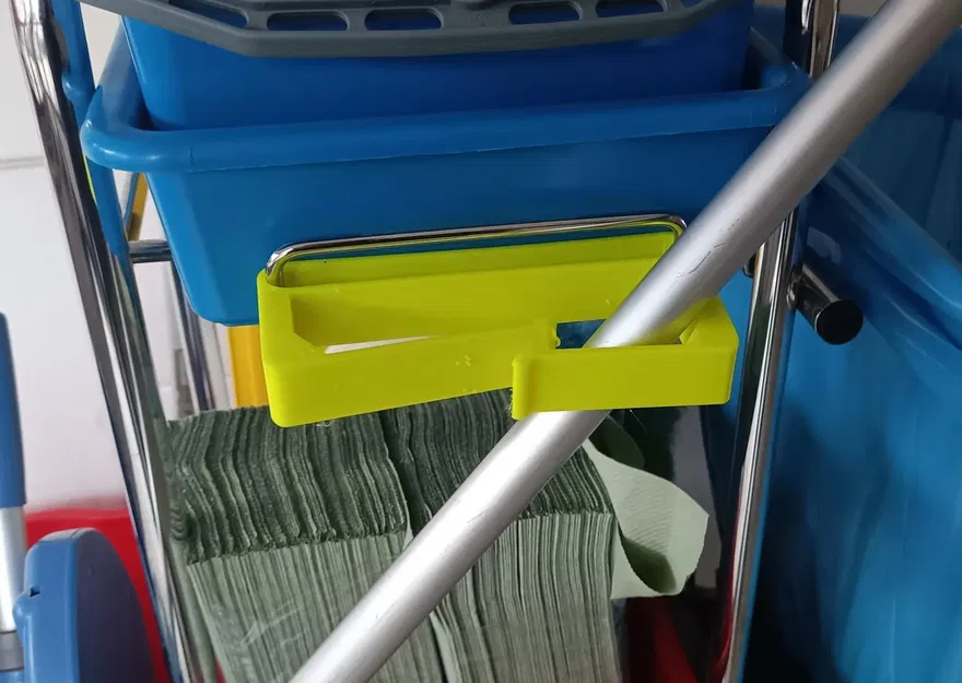 Giá đỡ chổi cho xe dọn dẹp - Image 1