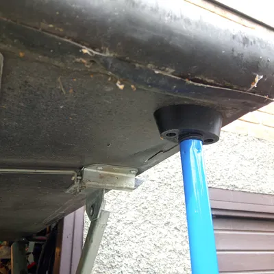 Giá đỡ tay cầm chổi telescopic cho khung tarpaulin