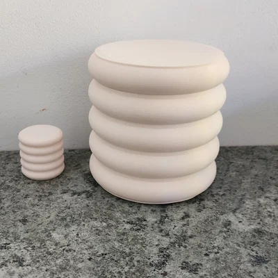 Bình chứa lưu trữ kiểu bọt với nắp vặn 150mm x 150mm