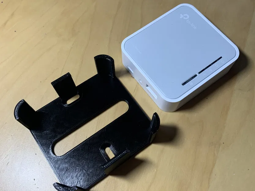 Giá đỡ tường cho bộ định tuyến TP-Link TL-WR902 - Image 2