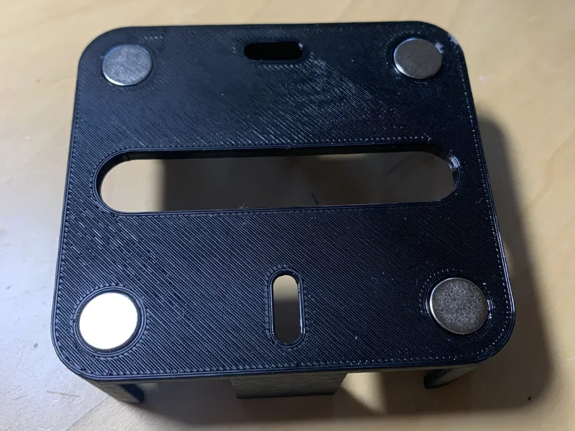 Giá đỡ tường cho bộ định tuyến TP-Link TL-WR902 - Image 3