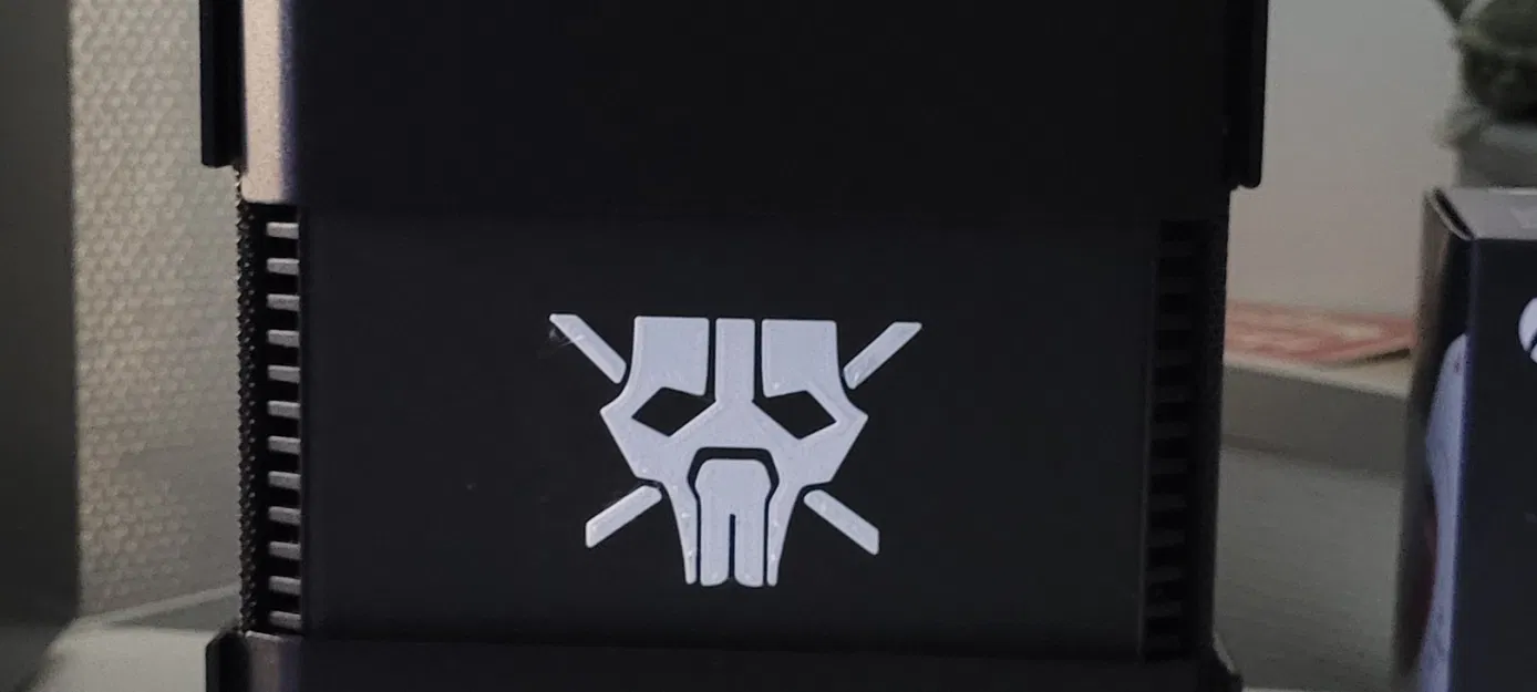 Cờ cướp biển Crimsonfleet cho Phanteks Evolv Shift XT - Image 1