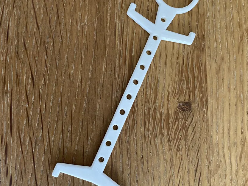 Quản lý cáp thông minh với cuộn giấy vệ sinh - Image 2