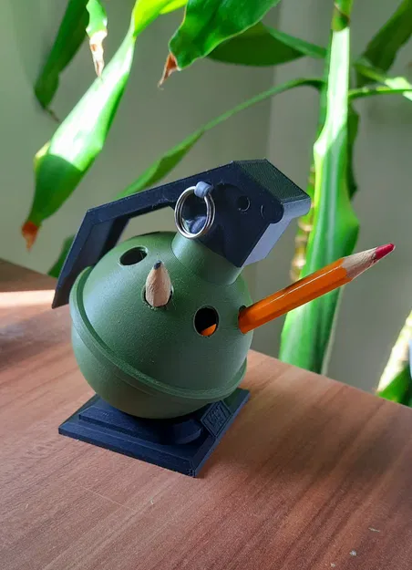 Giá đỡ bút và tiền hình lựu đạn M67 - Image 4