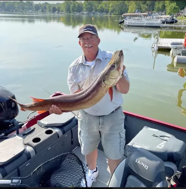 Người đàn ông cá độc đáo cho bạn bè - Image 1