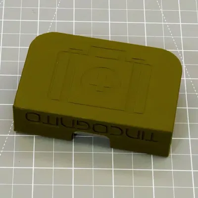 Bộ dụng cụ sơ cứu TinCognito từ hộp Altoids