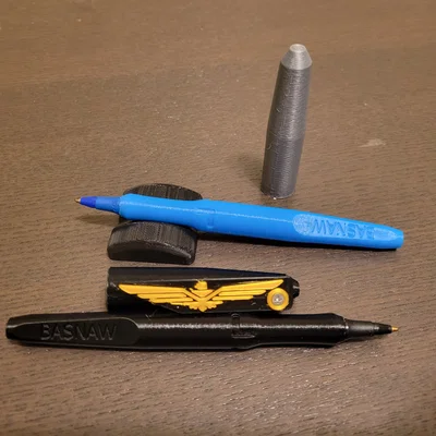 Bút bi BIC có nắp, không có kẹp