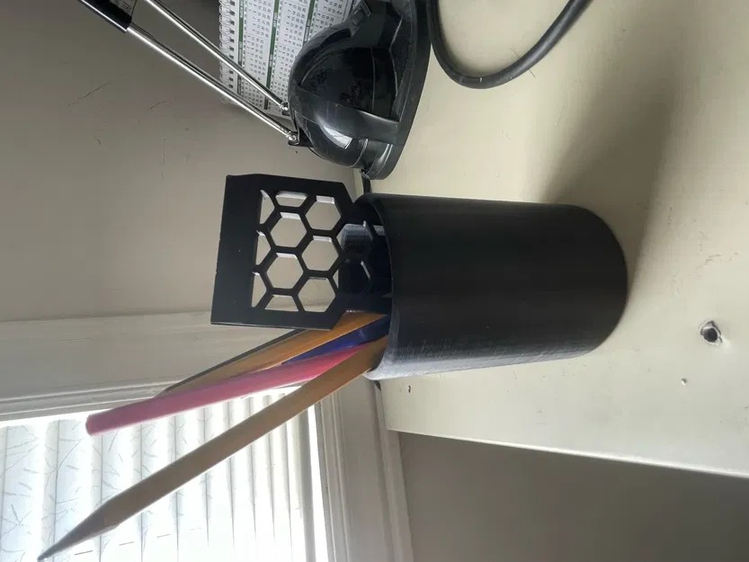 Giá đỡ bút chì hình trụ đơn giản cho văn phòng - Image 1