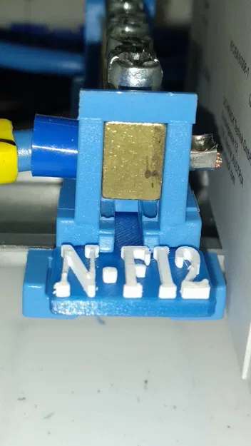 Nhãn cho cầu nối điện PE trong tủ điện - Image 1