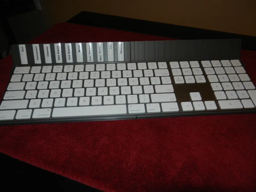 Khay bàn phím Apple Magic với nhãn phím "F - Image 9