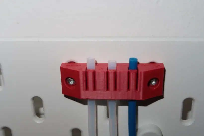 Giá đỡ ống Bowden 4mm cho Skadis với T-nuts 3mm - Image 4