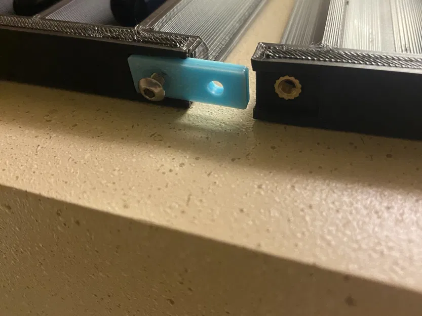 Khay bút máy R2 với góc bo tròn sáng chế của Apple - Image 3