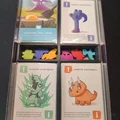 Giá đỡ thẻ bài cho trò chơi Happy Little Dinosaurs và mở rộng 5... - Thumbnail 1
