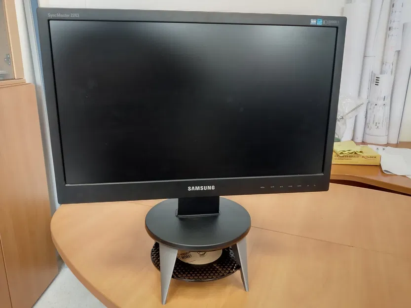 Giá đỡ màn hình đơn giản từ cuộn Prusament - Image 5